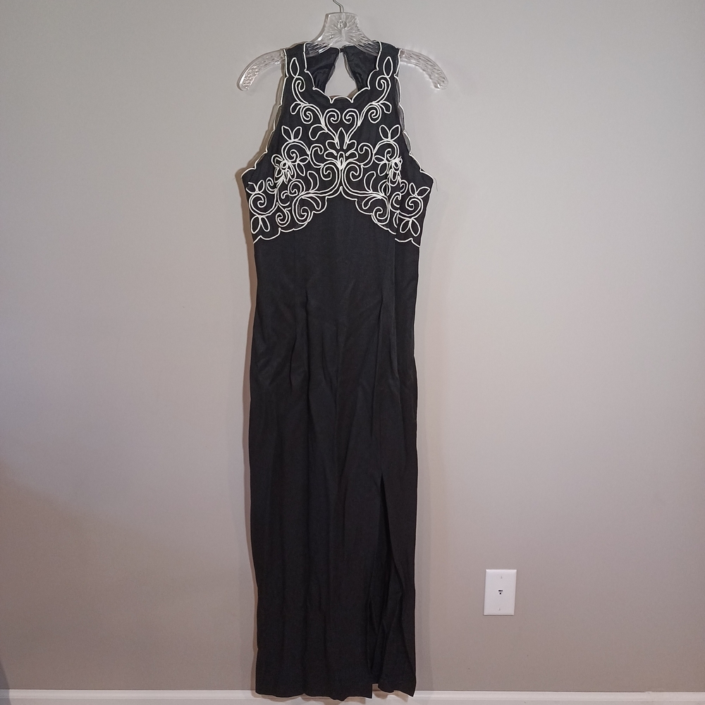 Scott McClintock Vintage Black Halter Neck Ivory Ribbon Gown Size 14 MOB
